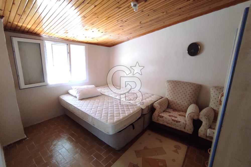 Mordoğan'da Site içi Full Eşyalı 5+1 Kiralık Tripleks