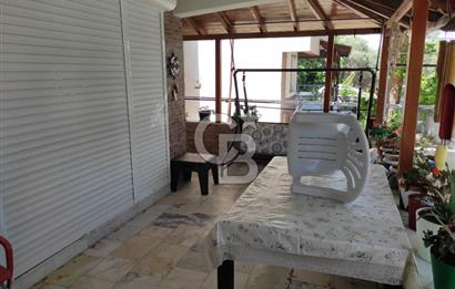 Mordoğan'da Site içi Full Eşyalı 5+1 Kiralık Tripleks