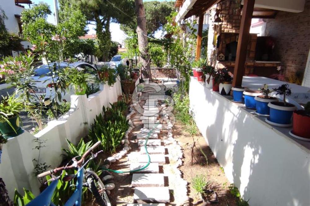 Mordoğan'da Site içi Full Eşyalı 5+1 Kiralık Tripleks