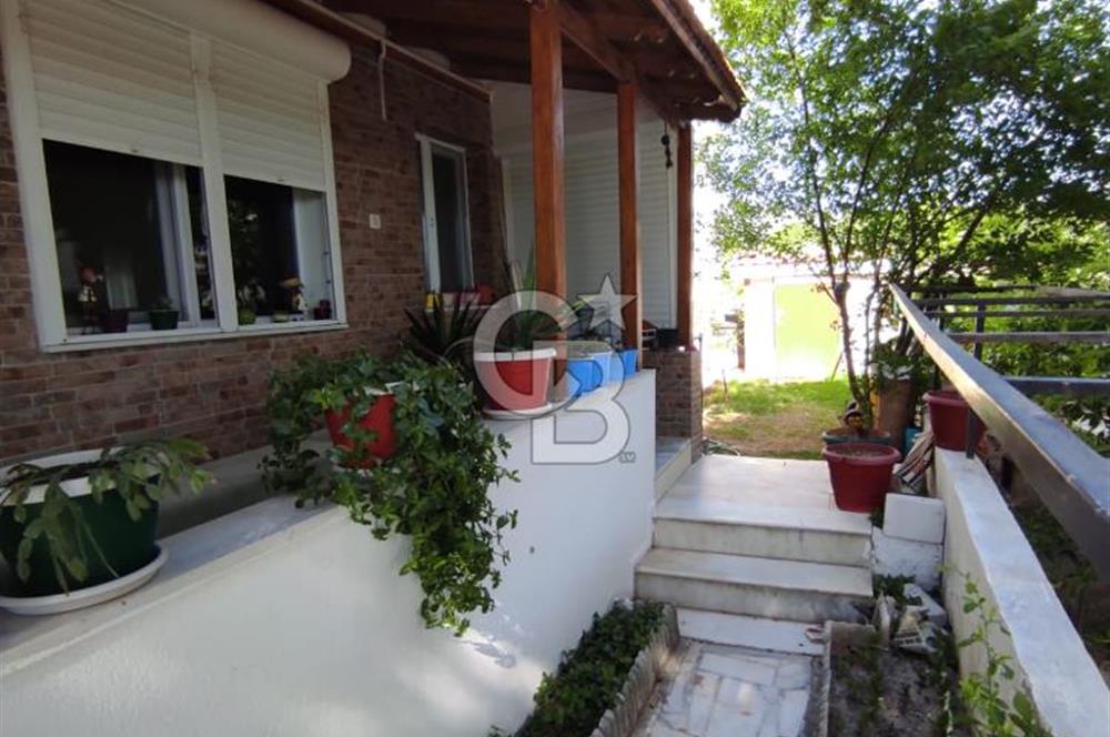 Mordoğan'da Site içi Full Eşyalı 5+1 Kiralık Tripleks
