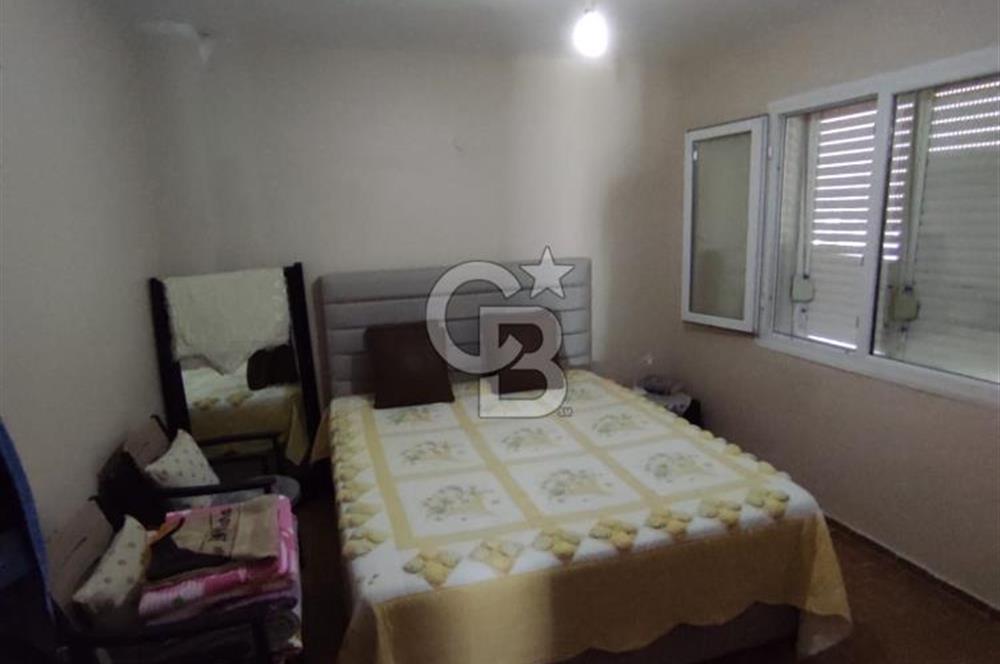 Mordoğan'da Site içi Full Eşyalı 5+1 Kiralık Tripleks