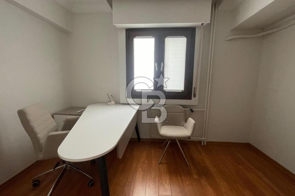 Bostanlıda Full Deniz Manzaralı Ferah 3+1 Kiralık Daire