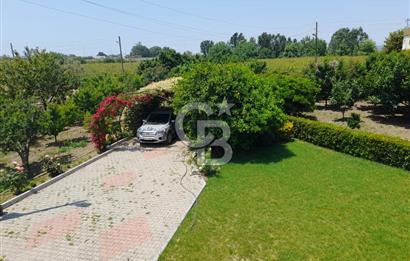 ALTINOVA CUMHURİYET MAH. 5350 M2 ARAZİ VE İÇİNDE SATILIK VİLLA!
