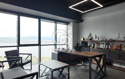 TEPEKULE İŞ VE KONGRE MERKEZİNDE DENİZ MANZARALI SATILIK OFİS