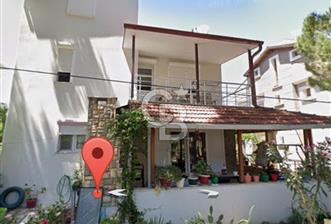 Mordoğan'da Site içi Full Eşyalı 5+1 Kiralık Tripleks