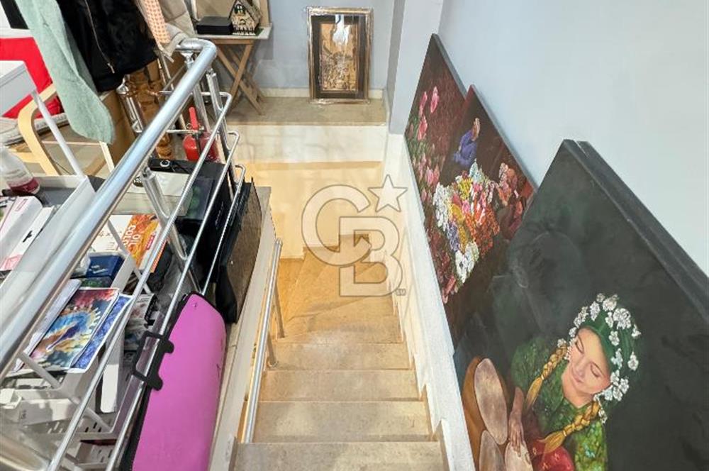 ÇEKMEKÖY MİMAR SİNAN'DA SATILIK 255 M2 2 KATLI DÜKKAN