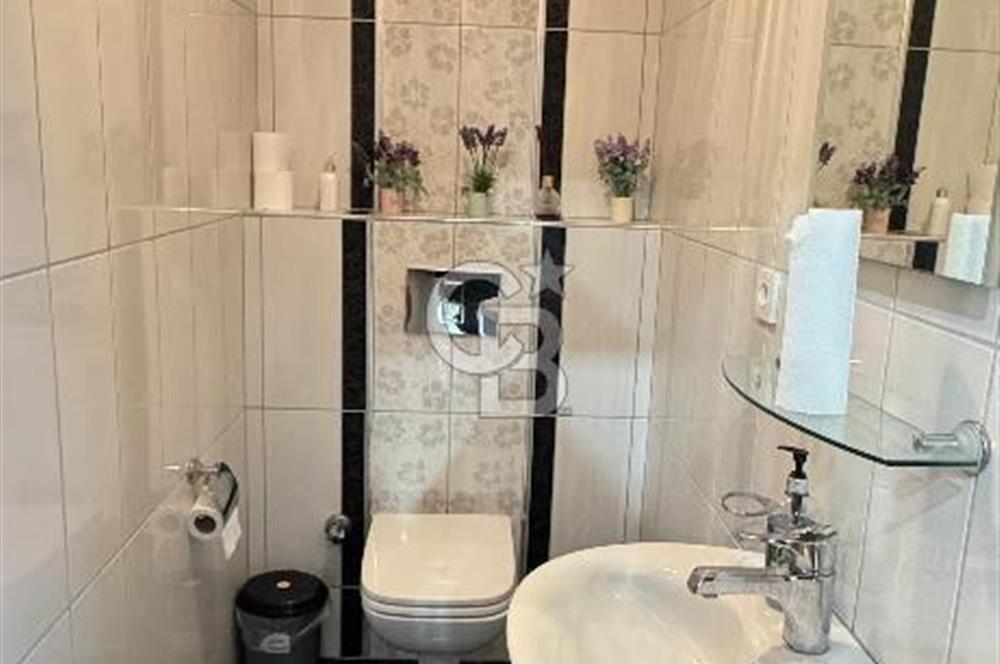 ÇEKMEKÖY MİMAR SİNAN'DA SATILIK 255 M2 2 KATLI DÜKKAN