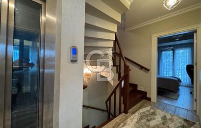 Çamlıcada 6+2 Özel Tasarım Lüks Villa