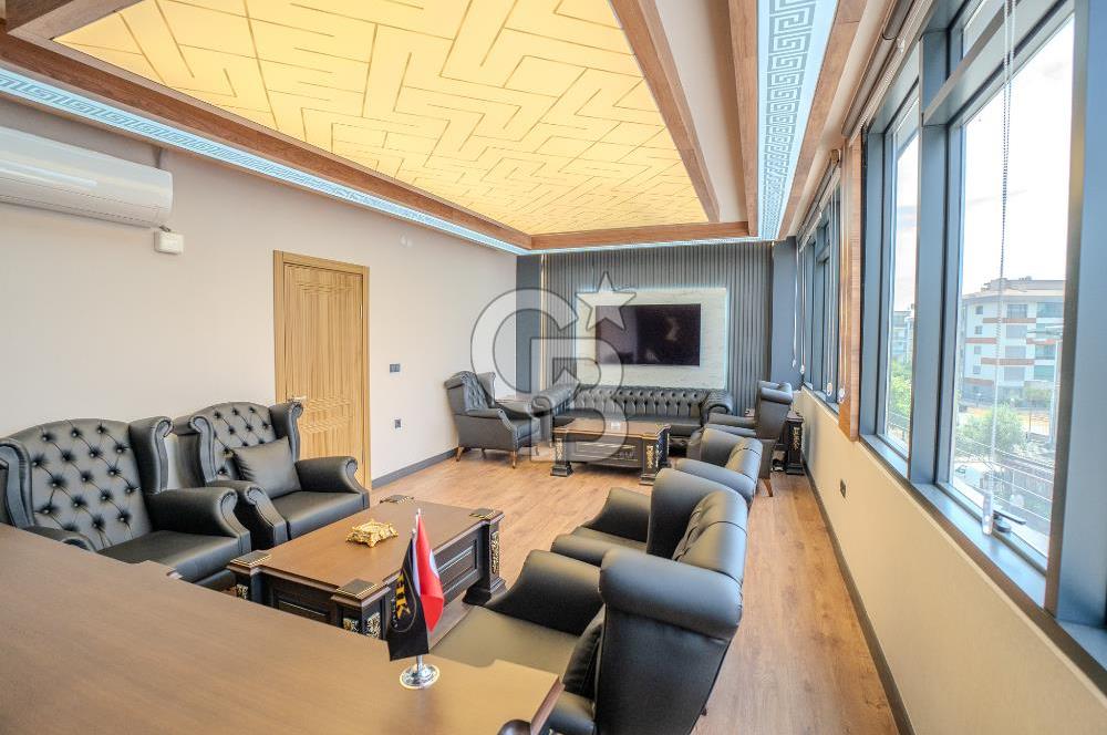 İzmir Menderes'te 4 Katlı Komple Satılık İşyeri
