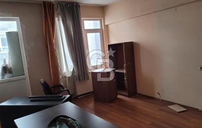 KIZILAY KARANFİL 1 SOKAKTA İŞYERİNE DE UYGUN KİRALIK DAİRE