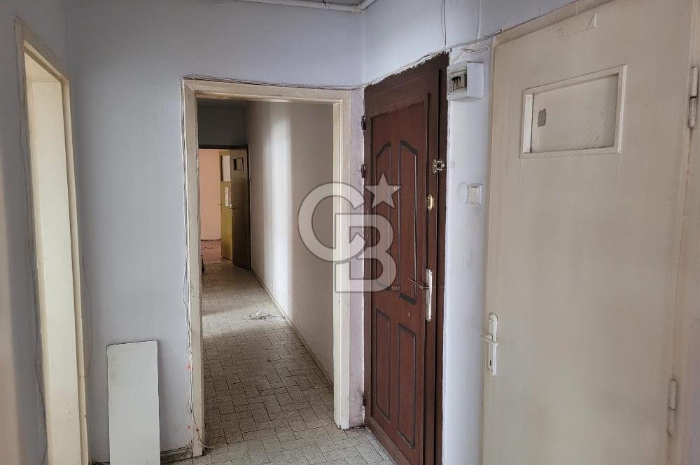 KIZILAY KARANFİL 1 SOKAKTA İŞYERİNE DE UYGUN KİRALIK DAİRE