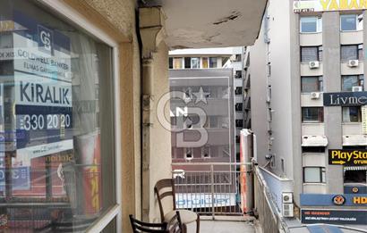 KIZILAY KARANFİL 1 SOKAKTA İŞYERİNE DE UYGUN KİRALIK DAİRE