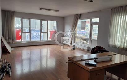 KIZILAY KARANFİL 1 SOKAKTA İŞYERİNE DE UYGUN KİRALIK DAİRE