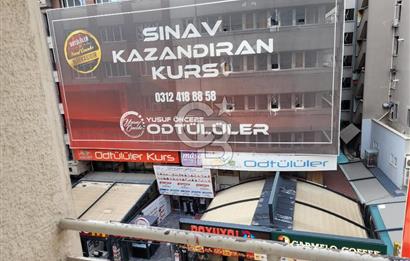 KIZILAY KARANFİL 1 SOKAKTA İŞYERİNE DE UYGUN KİRALIK DAİRE