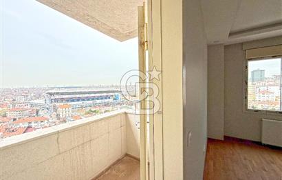 Kalamış Kolej Sokakta Deniz Manzaralı, Teraslı, 4+1 Daire