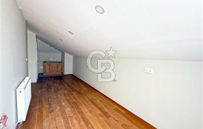 Kalamış Kolej Sokakta Deniz Manzaralı, Teraslı, 4+1 Daire