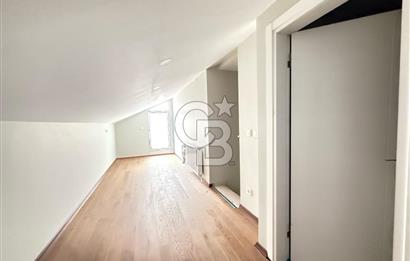 Kalamış Kolej Sokakta Deniz Manzaralı, Teraslı, 4+1 Daire