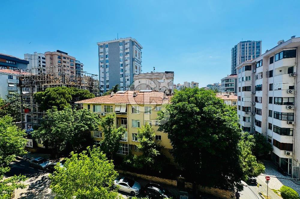 GÖZTEPE, BAĞDAT CADDESINE 2.PARALEL SOKAKTA 3+1 KİRALIK DAİRE 