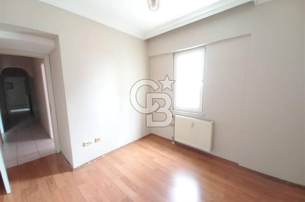 GARANTİ SİTESİ'NDE BAKIMLI, FERAH 3+1 KİRALIK DAİRE