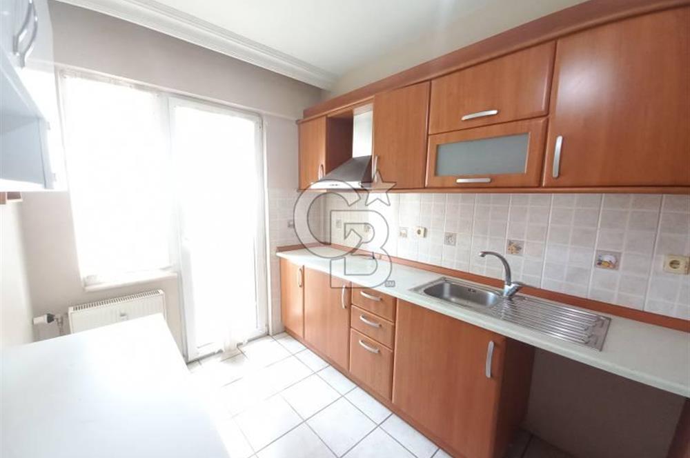 GARANTİ SİTESİ'NDE BAKIMLI, FERAH 3+1 KİRALIK DAİRE
