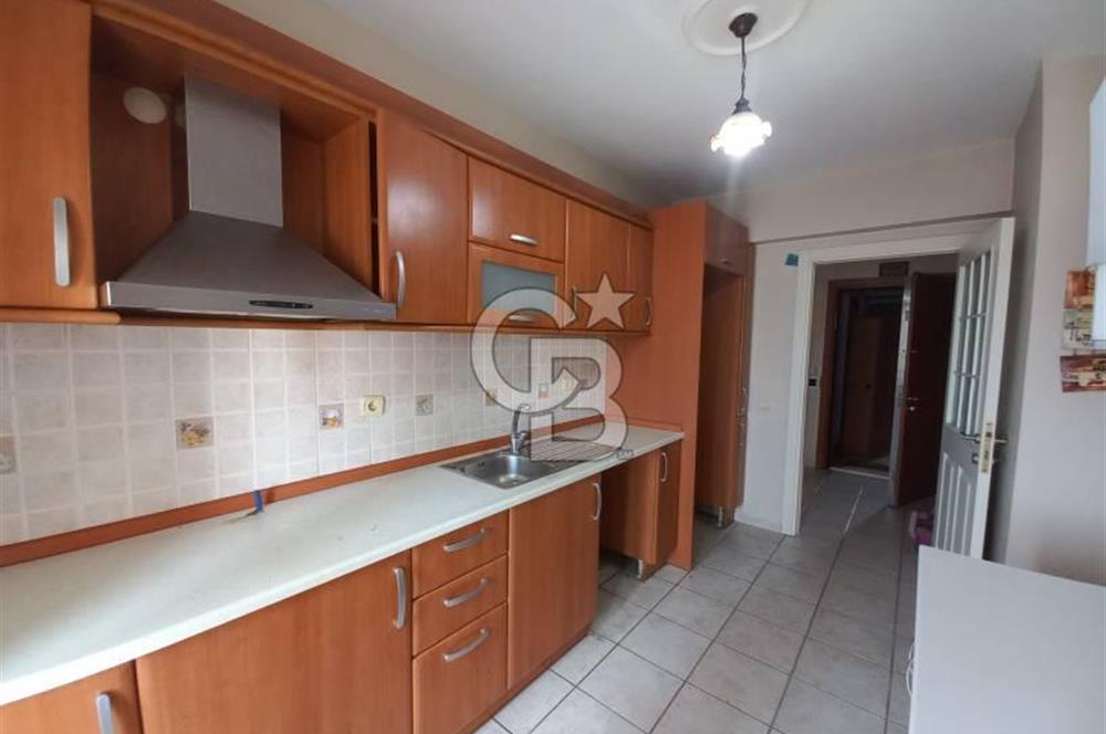 GARANTİ SİTESİ'NDE BAKIMLI, FERAH 3+1 KİRALIK DAİRE