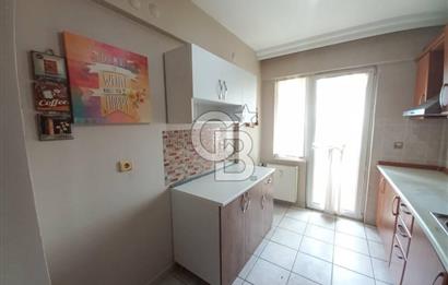GARANTİ SİTESİ'NDE BAKIMLI, FERAH 3+1 KİRALIK DAİRE