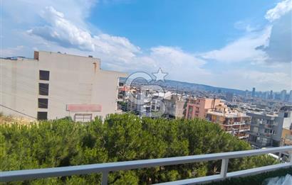 BORNOVA ATATÜRK MAHALLESİN DE DENİZ MANZARALI 2+1 SATILIK DAİRE