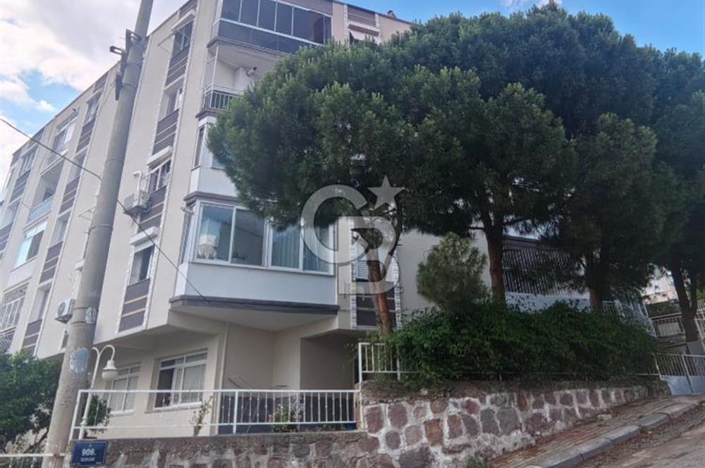 BORNOVA ATATÜRK MAHALLESİN DE DENİZ MANZARALI 2+1 SATILIK DAİRE