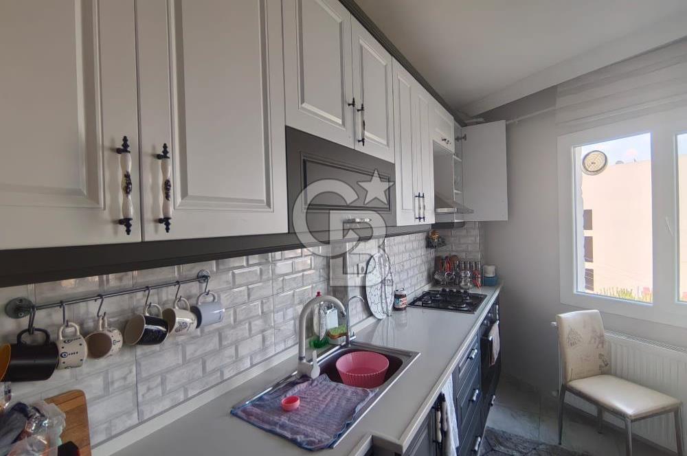 BORNOVA ATATÜRK MAHALLESİN DE DENİZ MANZARALI 2+1 SATILIK DAİRE