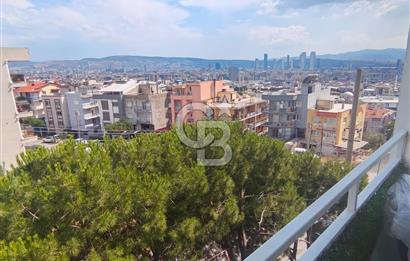 BORNOVA ATATÜRK MAHALLESİN DE DENİZ MANZARALI 2+1 SATILIK DAİRE