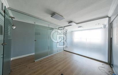 Beşiktaş Çarşı İçerisinde Deniz Manzaralı Kiralık Ofis 
