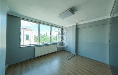 Beşiktaş En İşlek Caddesinde Deniz Manzaralı 2 Kat Kiralık Ofis