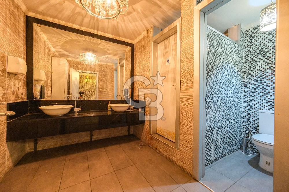 Beşiktaş En İşlek Caddesinde Deniz Manzaralı 2 Kat Kiralık Ofis