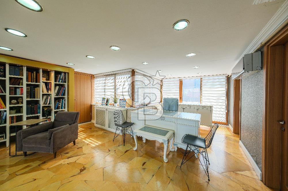 Beşiktaş Deniz Müzesi Karşısı Teraslı Deniz Manzaralı Komple Kiralık Ofis Katı 