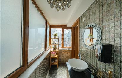 Beşiktaş Deniz Müzesi Karşısı Teraslı Deniz Manzaralı Komple Kiralık Ofis Katı 