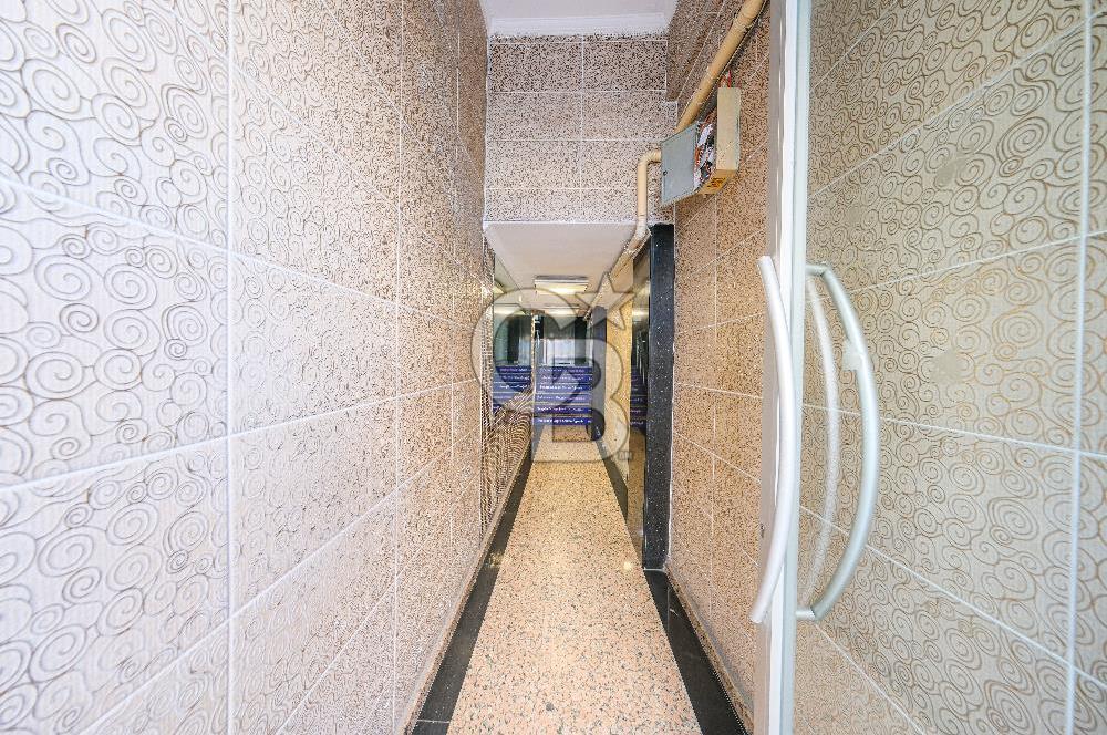 Beşiktaş Çarşı İçerisinde Deniz Manzaralı Kiralık Ofis 
