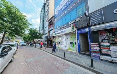 Beşiktaş Çarşı İçerisinde Deniz Manzaralı Kiralık Ofis 