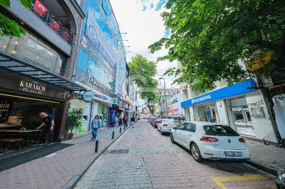 Beşiktaş En İşlek Caddesinde Deniz Manzaralı 2 Kat Kiralık Ofis