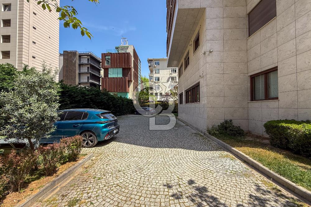 SUADİYE BAĞDAT CAD 100 m SAHİL 300 m KİRACISIZ 3+1 SATILIK DAİRE
