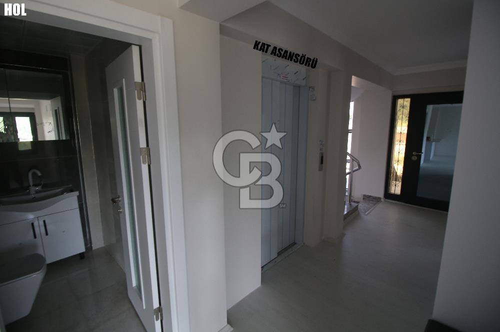 CUMHURİYET MAHALLESİ'NDE DEĞERİNE DEĞER KATAN LÜX VİLLA