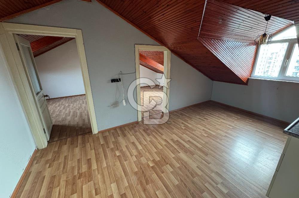 PENDİK VELİBABA MAHALLESİ DUBLEKS ÇİFT GİRİŞLİ DAİRE