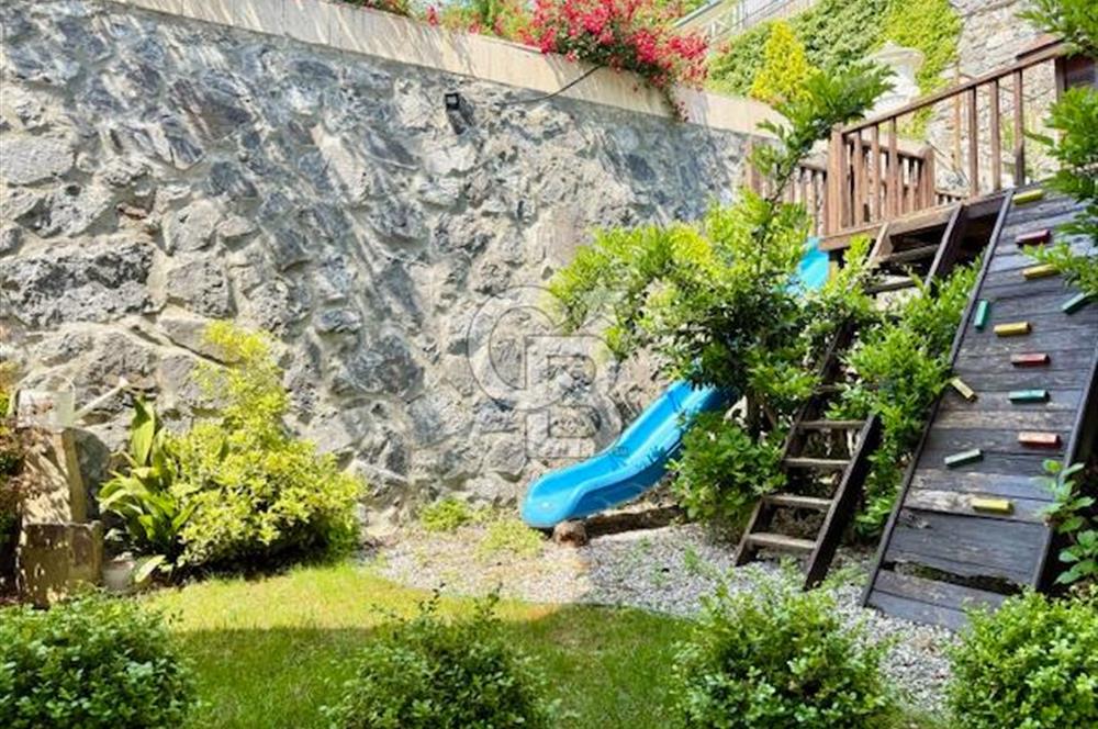 BEYKOZ'DA DOĞAYLA İÇ İÇE KİRALIK 6+1 LÜKS VİLLA