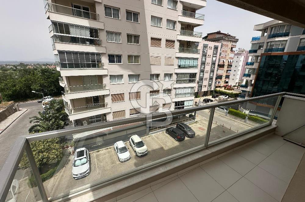 NARLIDERE YENİKALE SİTESİNDE 3+1 DENİZ MANZARALI SATILIK DAİRE