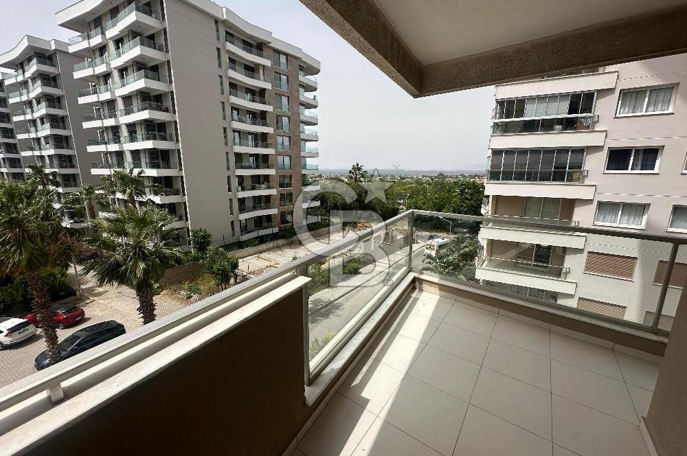 NARLIDERE YENİKALE SİTESİNDE 3+1 DENİZ MANZARALI SATILIK DAİRE