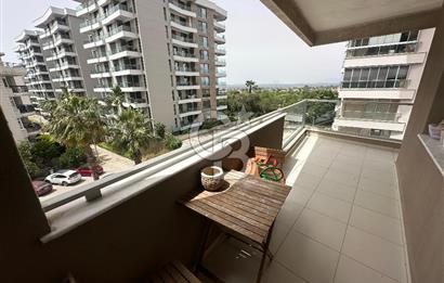 NARLIDERE YENİKALE SİTESİNDE 3+1 DENİZ MANZARALI SATILIK DAİRE