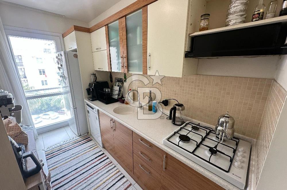 NARLIDERE YENİKALE SİTESİNDE 3+1 DENİZ MANZARALI SATILIK DAİRE