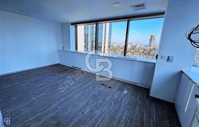 Yapı Kredi plazada 486 m2 içi yapılı Kiralık ofis katı.