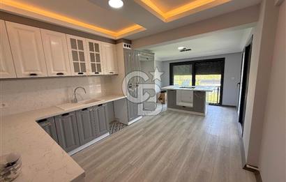 DİKİLİ CUMHURİYET MAHALLESİ'NDE SATILIK ÇOK ÖZEL 5+1 SIFIR VİLLA