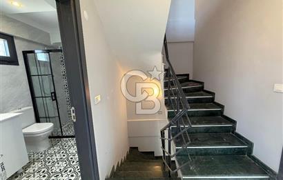 DİKİLİ CUMHURİYET MAHALLESİ'NDE SATILIK ÇOK ÖZEL 5+1 SIFIR VİLLA