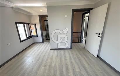 DİKİLİ CUMHURİYET MAHALLESİ'NDE SATILIK ÇOK ÖZEL 5+1 SIFIR VİLLA